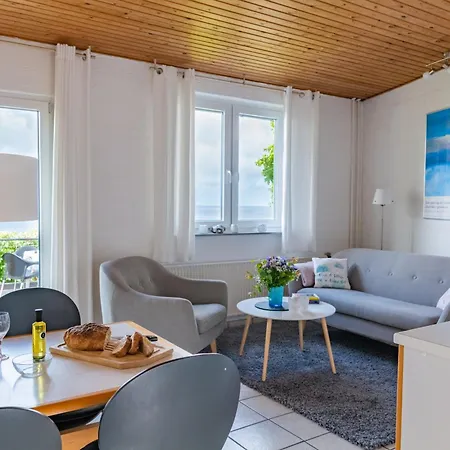 Frederikso Unsere Mit Seeterrasse 古兹耶姆